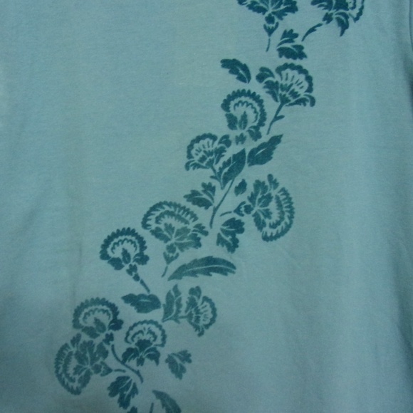Field Gear T-Shirt NWT Size L Teal Flower Design - Picture 2 of 3